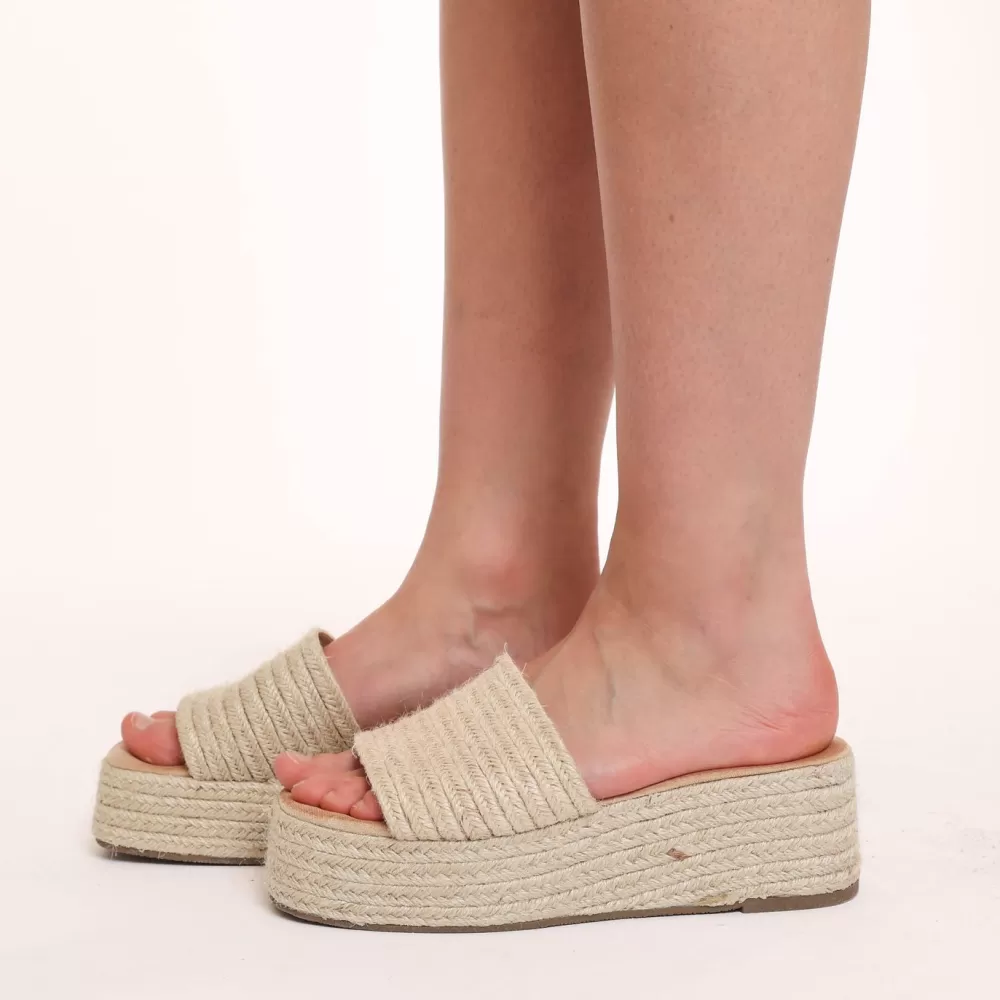 Beige Woven Platform-Sandals<Olivia & Kate Sale