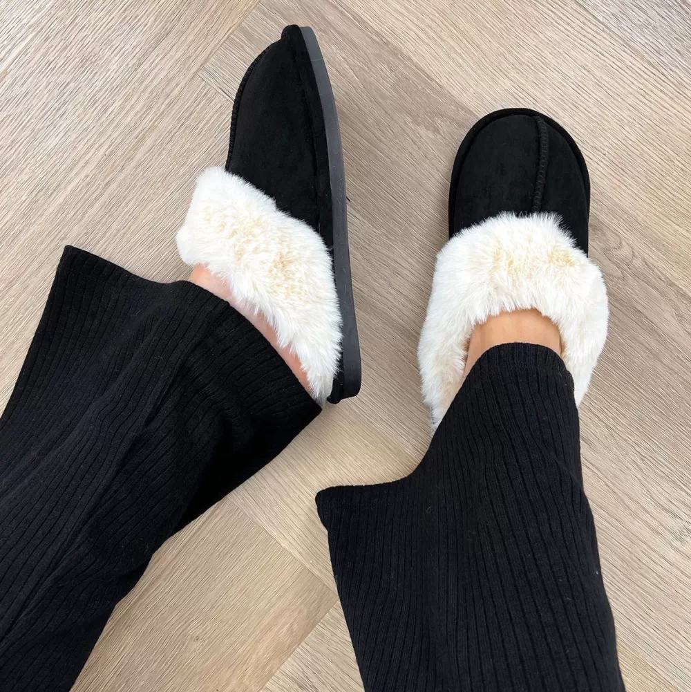 Black Fluffy-Slippers<Olivia & Kate New