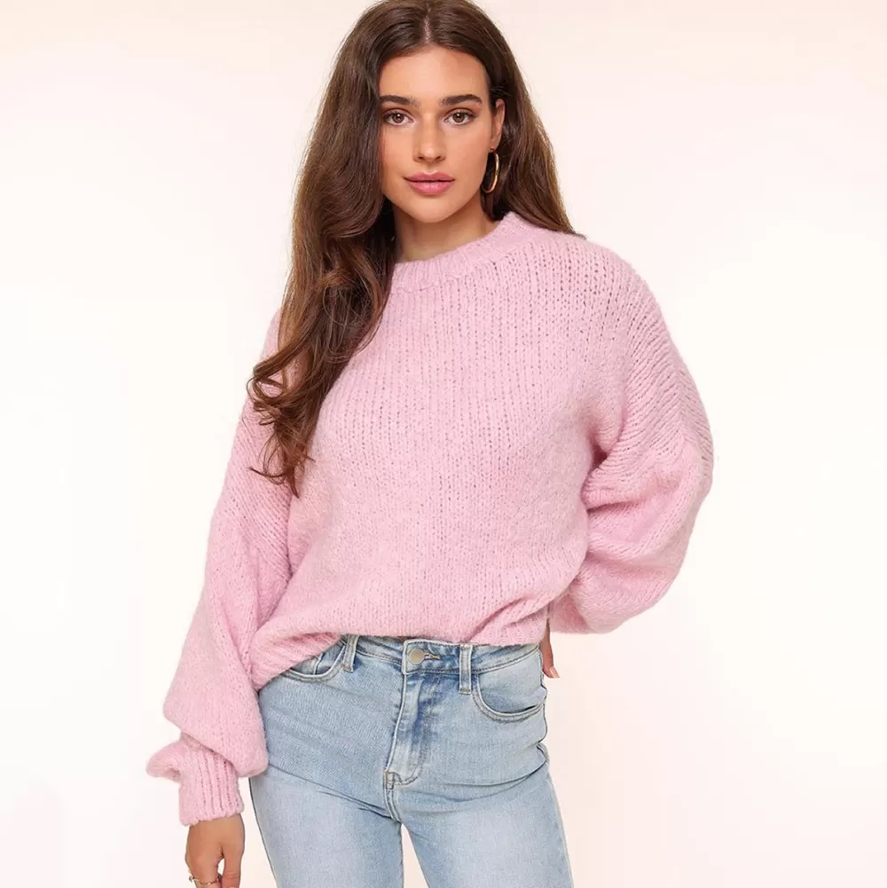 Light Pink Wool Knitted-Sweater<Olivia & Kate Hot