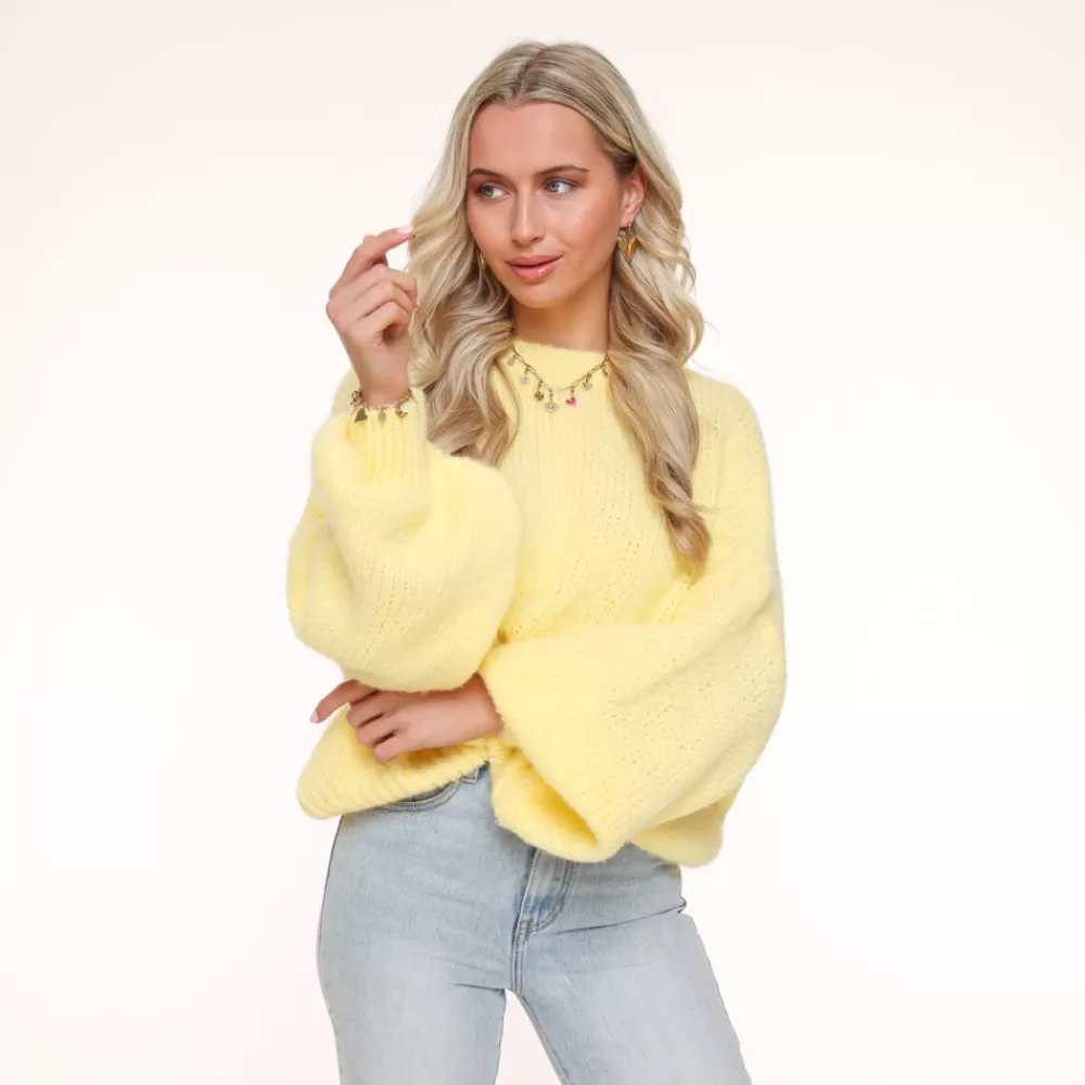 Light Yellow Wool Knitted-Sweater<Olivia & Kate Store